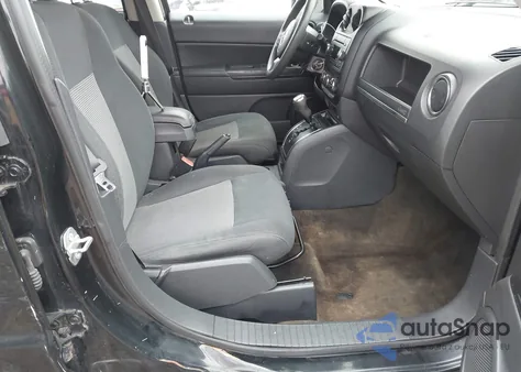 2017 Jeep Patriot Sport Fwd z USA, uszkodzony, nr VIN 1C4NJPBA2HD149046